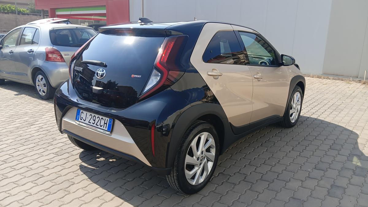 Toyota Aygo X 1.0 VVT-i 72 CV 5 porte Trend